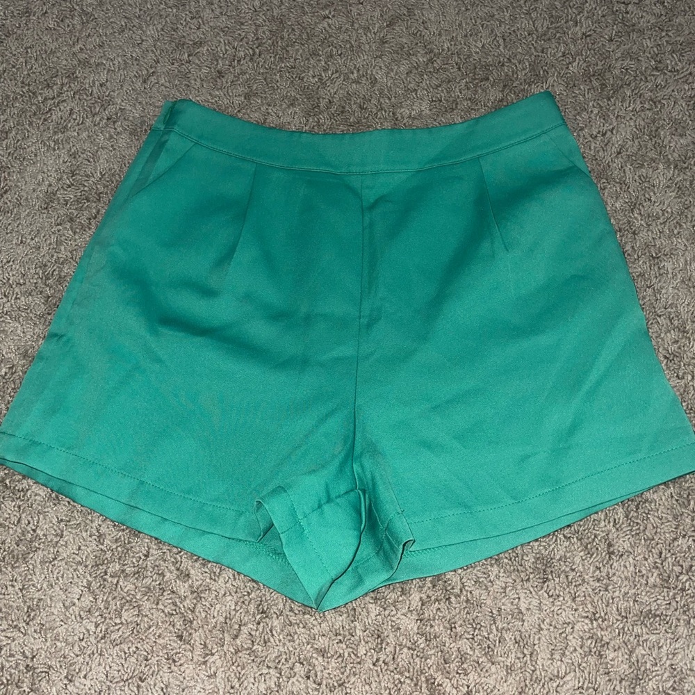 shein green fold pleated straight leg shorts